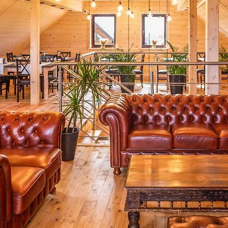 2 Bedroom Cozy In Jezierzany