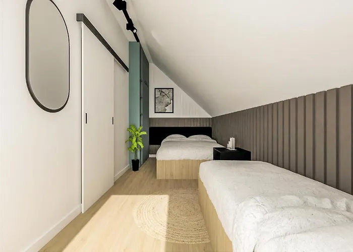 2 Bedroom Cozy In 아파트 Jezierzany